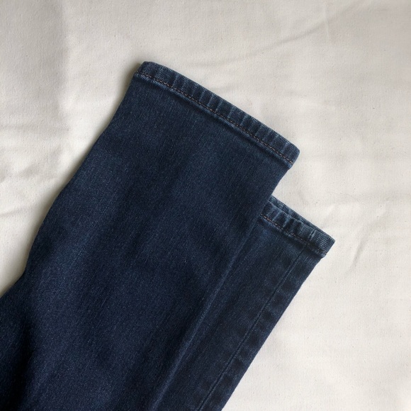 Uniqlo Dark Blue Rinse Whiskering Skinny Jeans - Picture 7 of 8